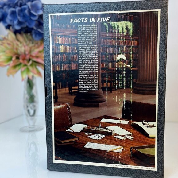 VINTAGE Strategy Game | Facts In Five | 3M Bookshelf Game - Picture 5 of 6